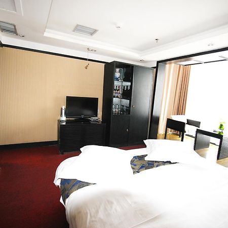 Hotel Xinjiang Yema International Clubhouse Urumqi Exterior foto