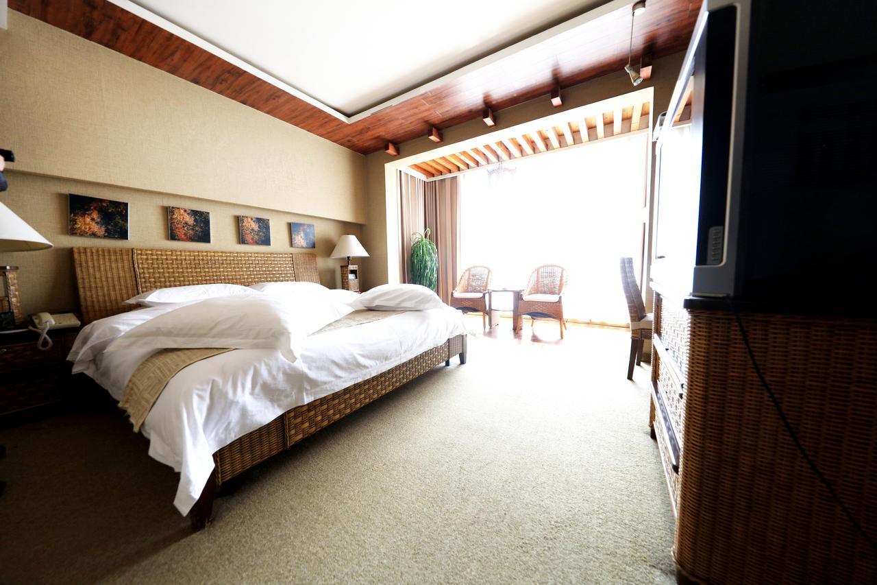 Hotel Xinjiang Yema International Clubhouse Urumqi Exterior foto